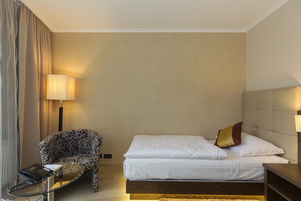 Hotel Sacher Baden Eksteriør billede