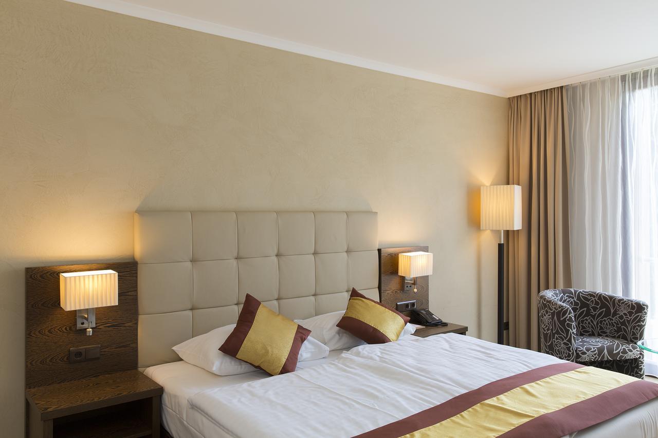 Hotel Sacher Baden Eksteriør billede
