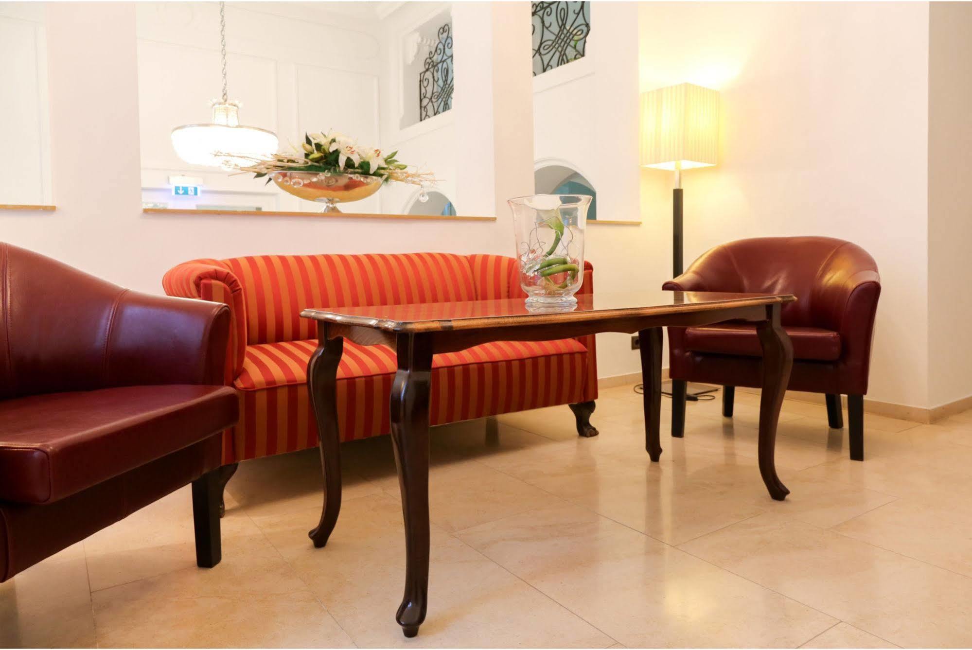 Hotel Sacher Baden Eksteriør billede
