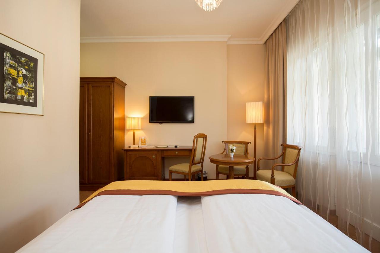 Hotel Sacher Baden Eksteriør billede
